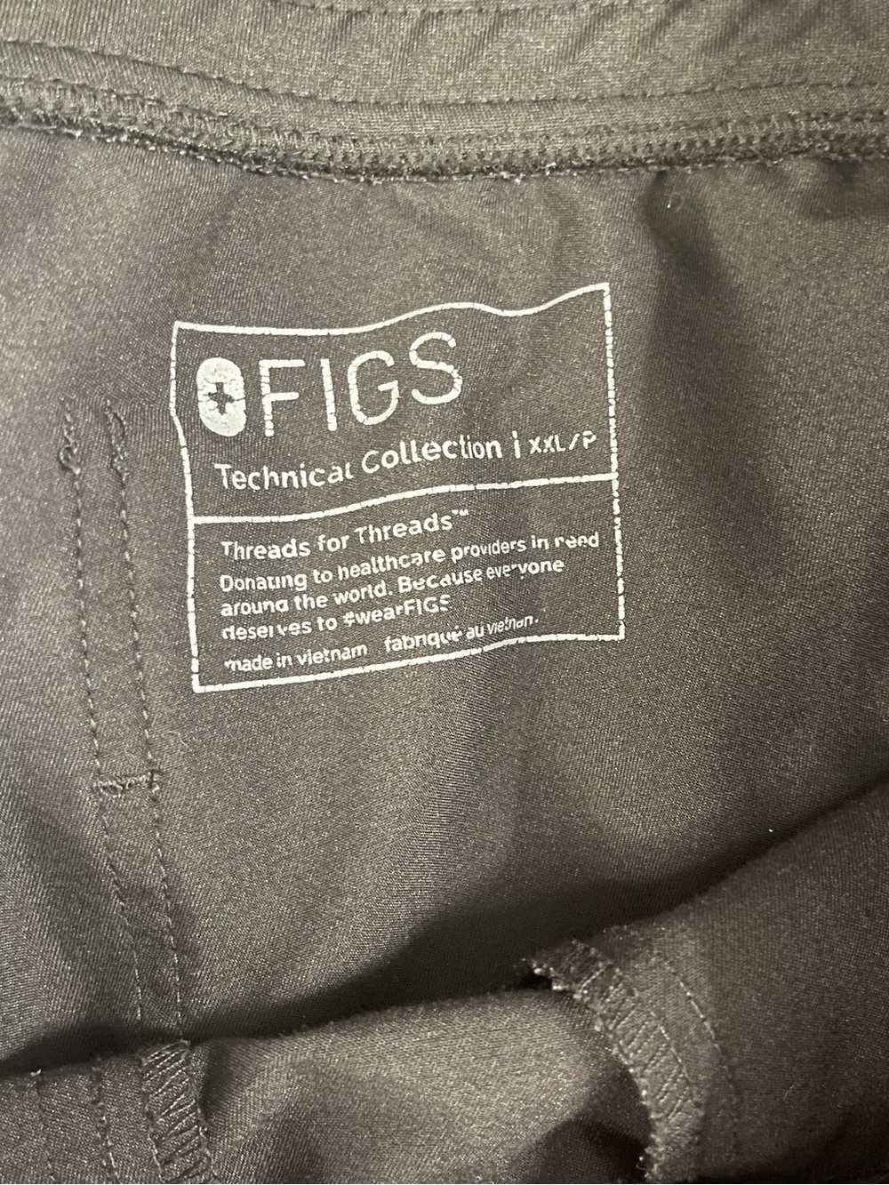Figs Scrub Set Catarina Top Zamora Jogger Pants Black Women’s Size XXL Hospital - Picture 9 of 9